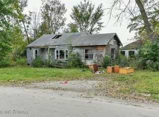 310 Princeton Ave, Lockport, IL 60441