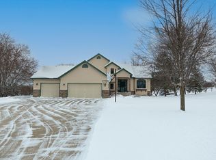 809 E Lake Cowdry Rd NW, Alexandria, MN 56308