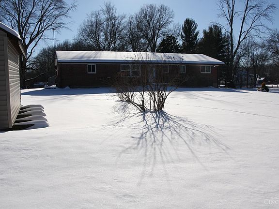 4th image of 488 Adams Rd