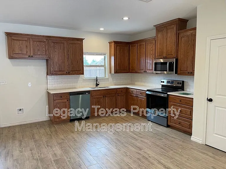 2321 County Road 704 #B — Photo 13