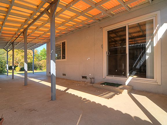 5th image of 6911 Laurel Oak Way
