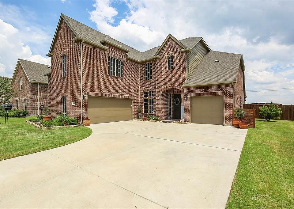 1st image of 1915 Doves Landing Ln