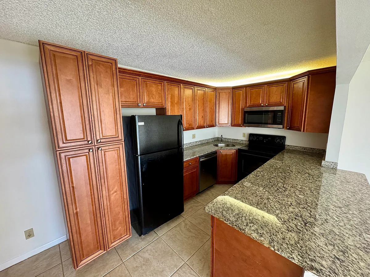 Building Photo - 1119 Green Pine Blvd #C1