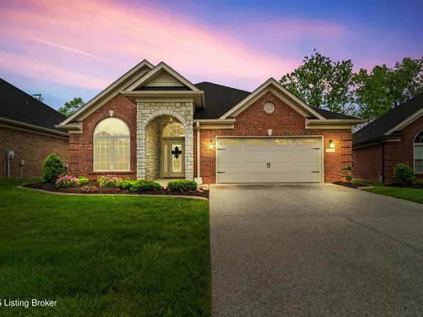 9818 Cedar Garden Dr, Louisville, KY 40291