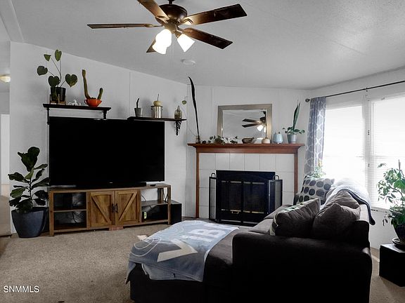 2nd image of 4009 Calle Estados