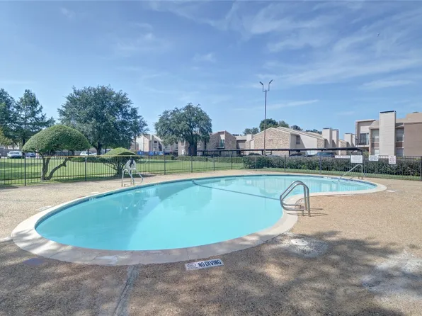 5604 Boca Raton Blvd APT 150, Fort Worth, TX 76112
