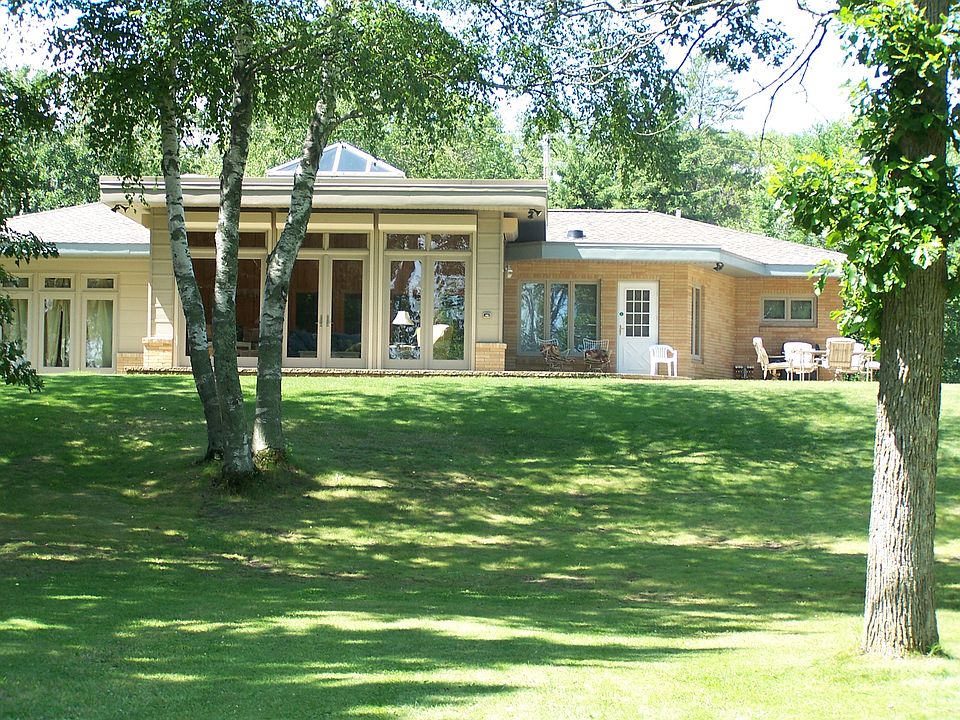 Beautiful Lake Home on Cass 