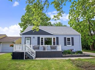 21 Alliger Dr, Tonawanda, NY 14150