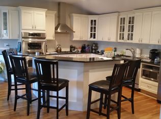 817 Greendale Ave, Needham, MA 02492