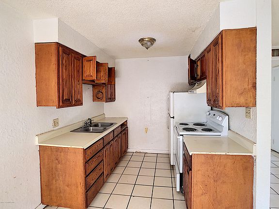 3rd image of 140 Minna Ln APT 108