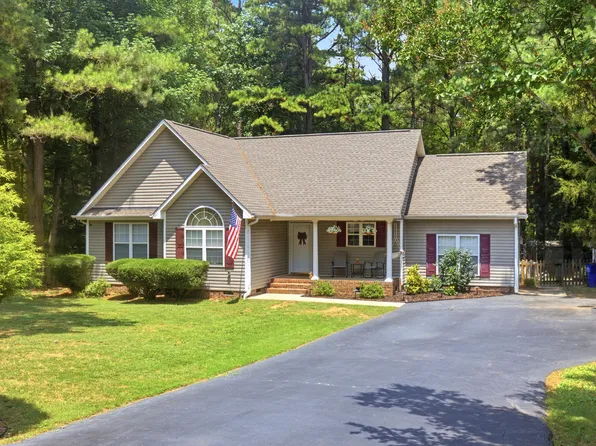 5515 Pine Meadow Ln, Mebane, NC 27302