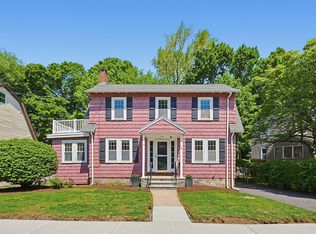 16 Ravenna Rd, West Roxbury, MA 02132