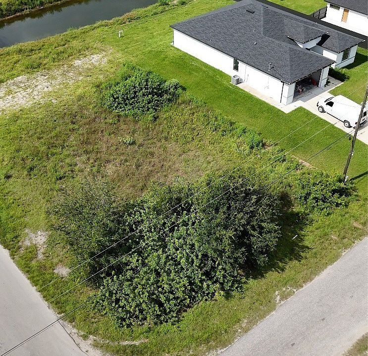 1st image of 3401 15th St SW