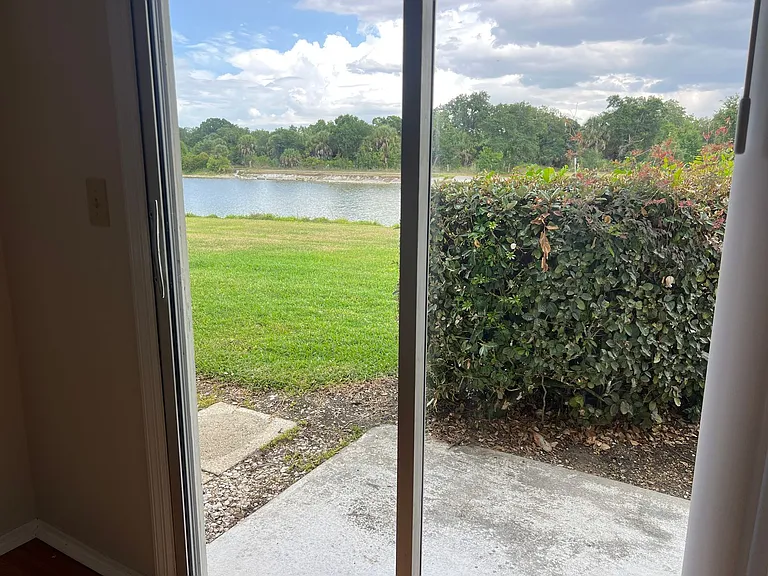 3018 Sail Pointe Cir #4-B — Photo 46