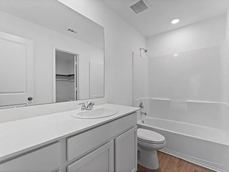 318 Harbor Bend Ct — Photo 34