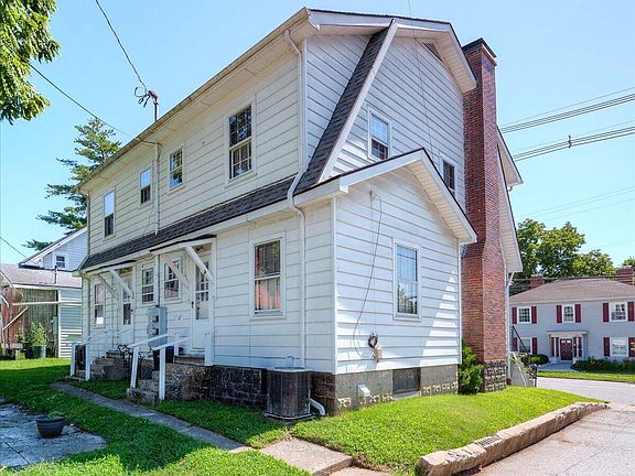 2nd image of 208-210 Logan St