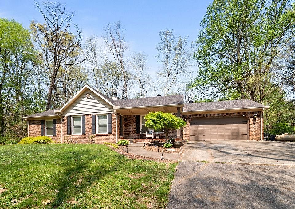 1st image of 1555 Graves Ln