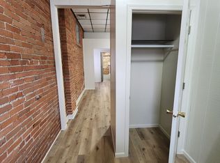 1395 Washington St #11319720, Dubuque, IA 52001