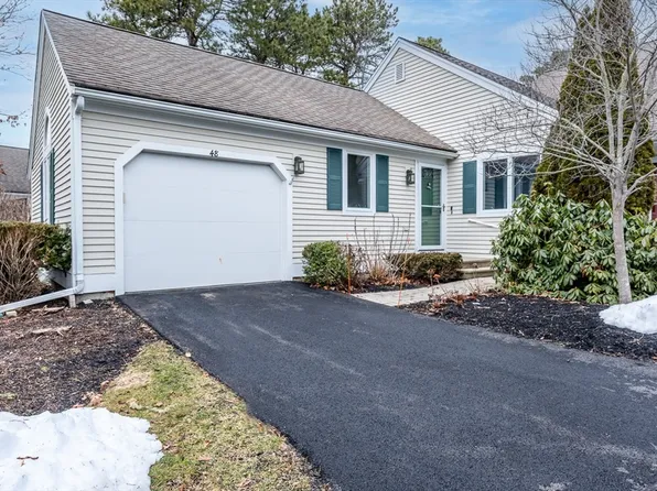 48 Portside Dr #84, Mashpee, MA 02649