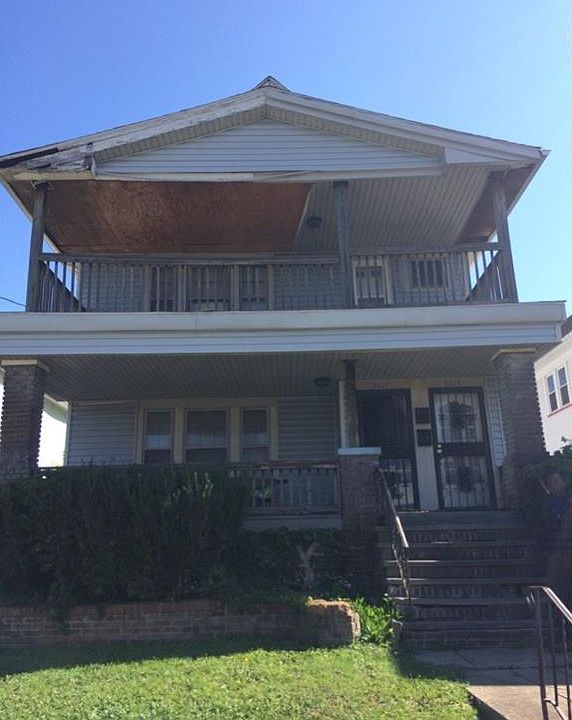1st image of 3611 E 146th St