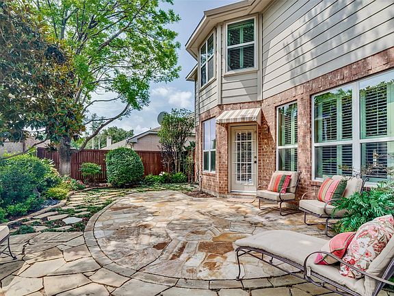Backyard to relax and enjoy