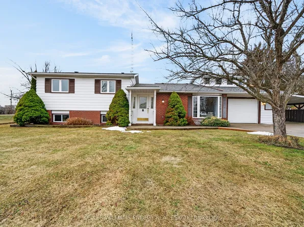 4 Mary Ave, Prince Edward County, ON K0K 3L0