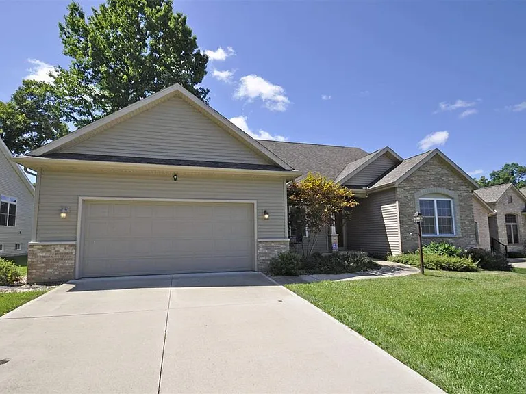 18416 Summer Wind Ln — Photo 2