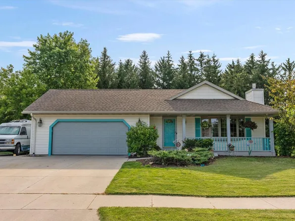 712 North 8th STREET, Oostburg, WI 53070