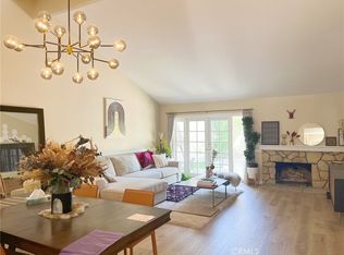 4 Alderberry #14, Irvine, CA 92604