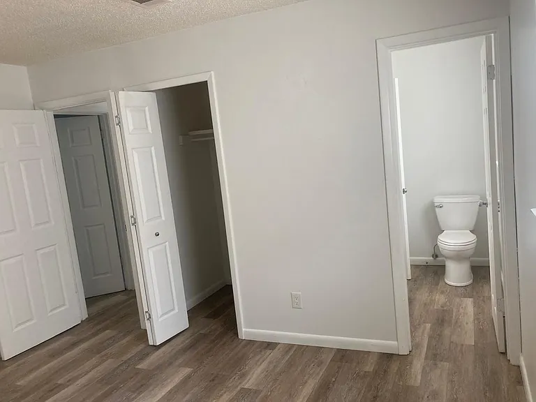 1105 Lehman Dr — Photo 7