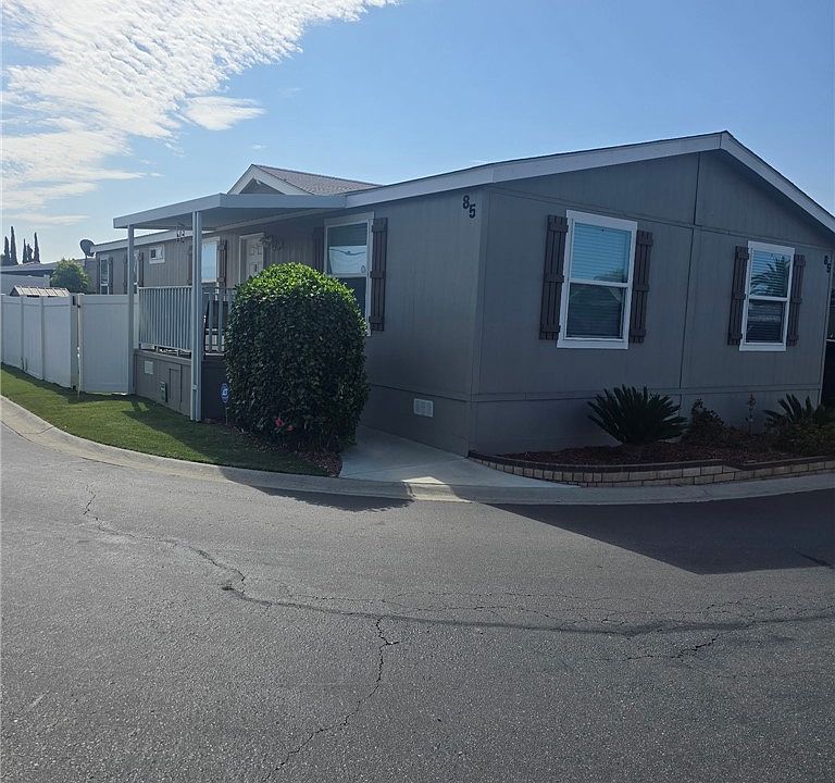 1st image of 2151 W Rialto Ave Space 85