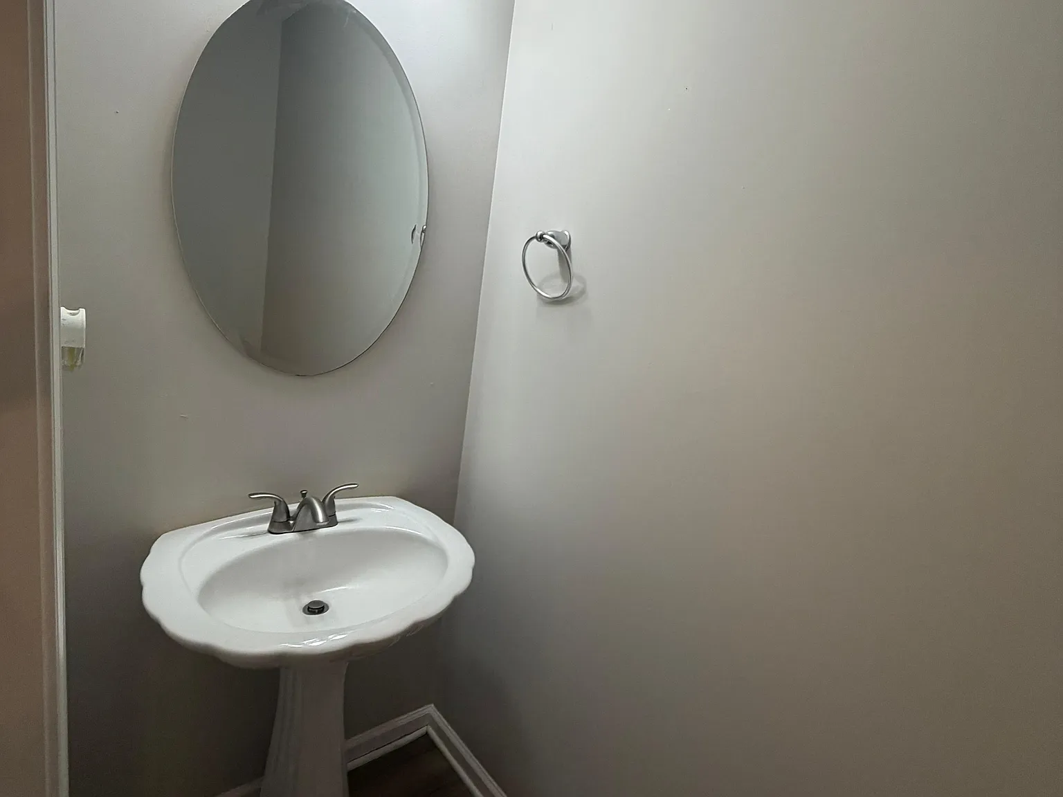 3 bed, 2.5 bath, 1412 sqft, $1,600 — Photo 3
