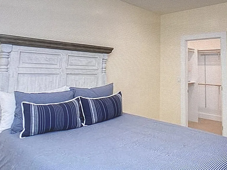 324 Selma St — Photo 28