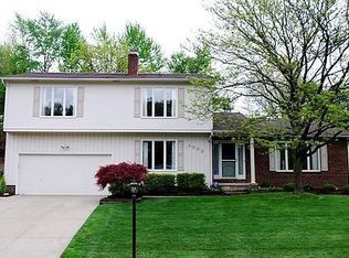 4559 Diplomat Dr, Stow, OH 44224