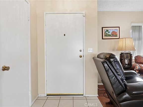 4th image of 11477 Benton St