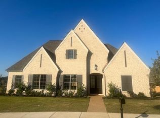 710 Windsor Hill Cir E, Collierville, TN 38017