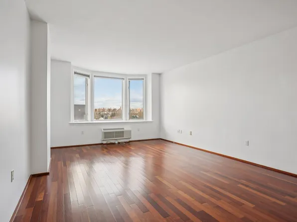 3110 City Place image 6 of 32