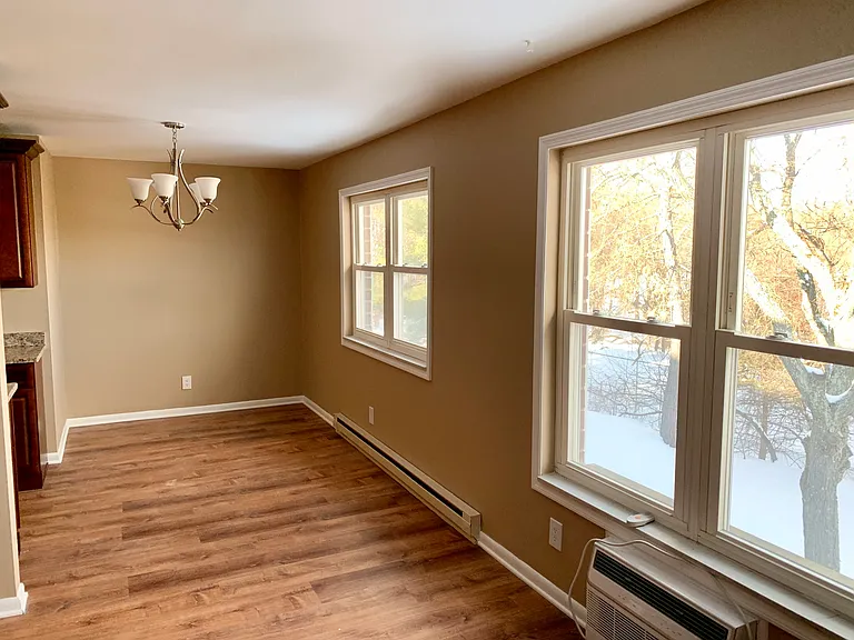 100 Pierson Miller Dr #E5 — Photo 3