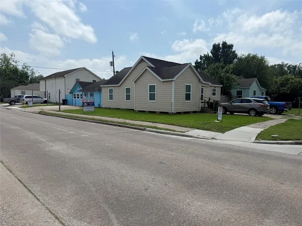 6946 Moss Rose St, Houston, TX 77087