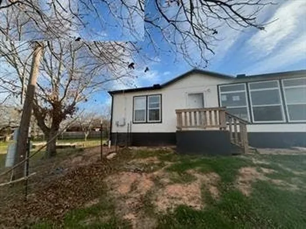 101 Hyde Away Ln, Weatherford, TX 76085