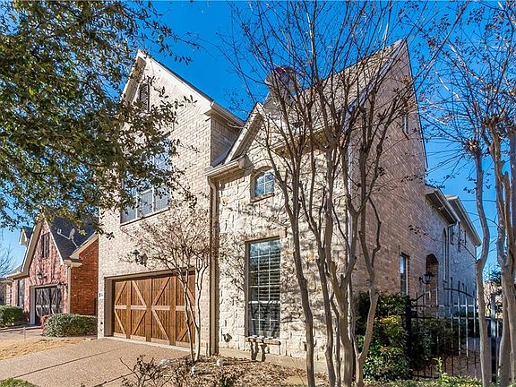 3rd image of 2305 Canyon Creek Dr