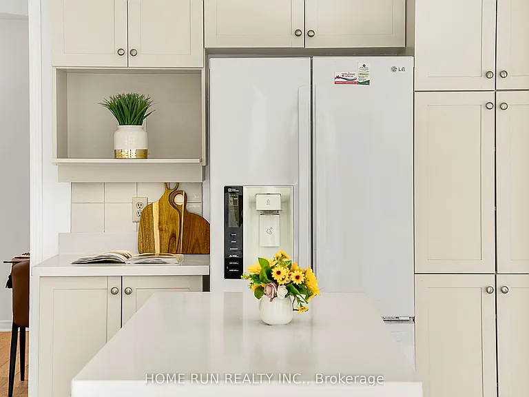 5 Cheltonia Way — Photo 18