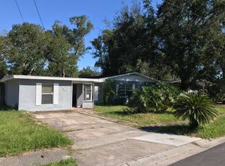 813 Agnes Dr, Altamonte Springs, FL 32701