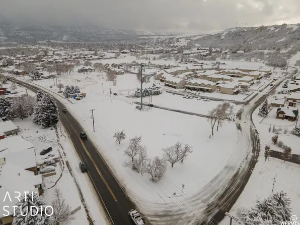 1577 E South Weber Dr, South Weber, UT 84405