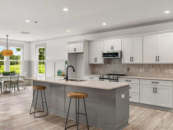 4th image of 9342 Old Salem Way