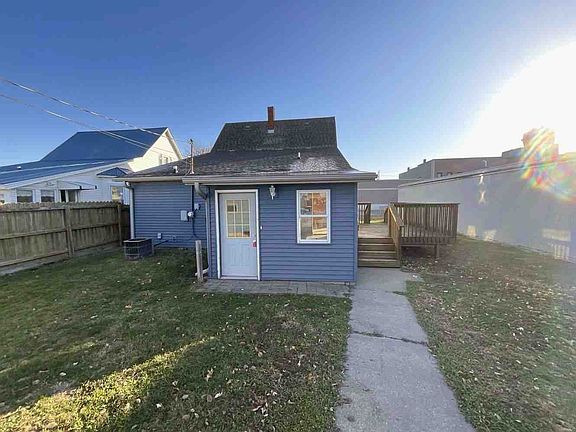 2nd image of 1311 Caledonia St