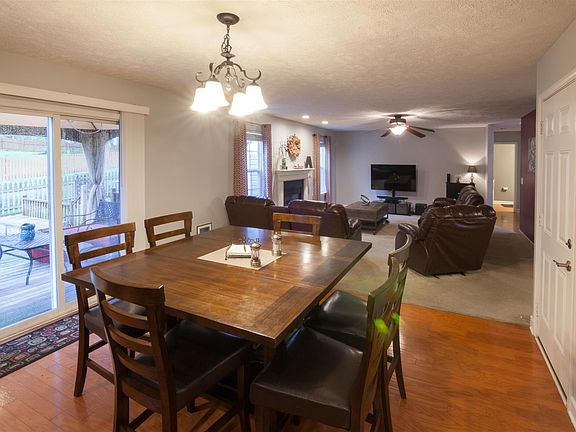 4th image of 107 Judson Dr