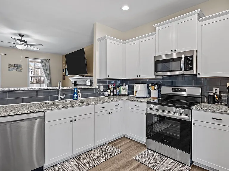 806 Twin Leaf Ct — Photo 6