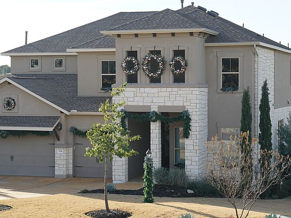 3rd image of 304 Coopers Crown Ln
