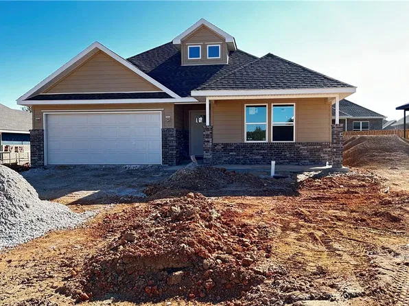 2710 Buckside St, Springdale, AR 72762